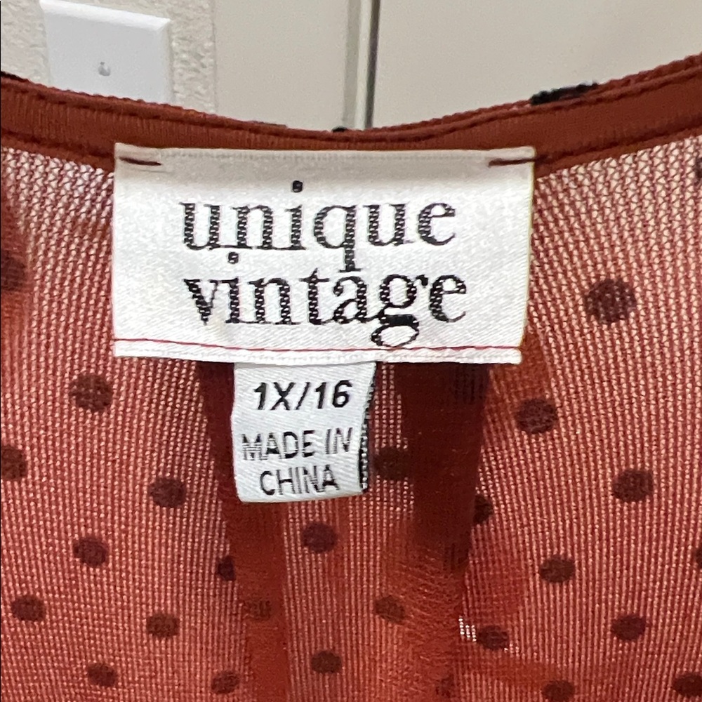 Unique Vintage Plus Size 1970s Rust & Black Polka Dot Farrah Maxi Dress - Picture 7 of 8